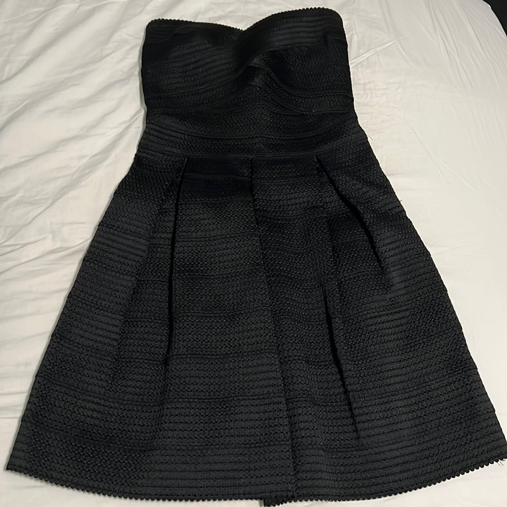 Strapless elastic dress
